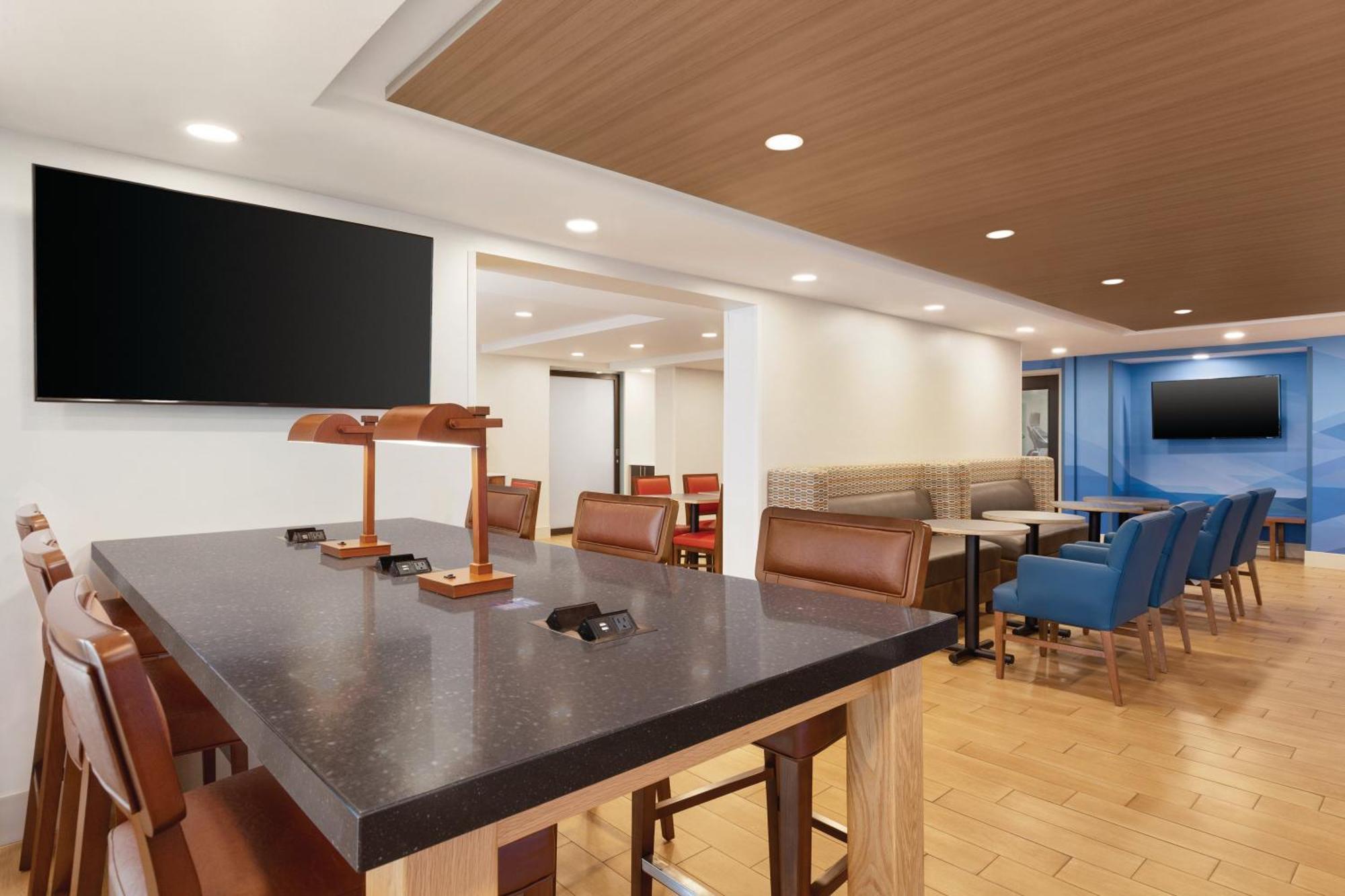 Holiday Inn Express Hartford South - Rocky Hill By Ihg Esterno foto